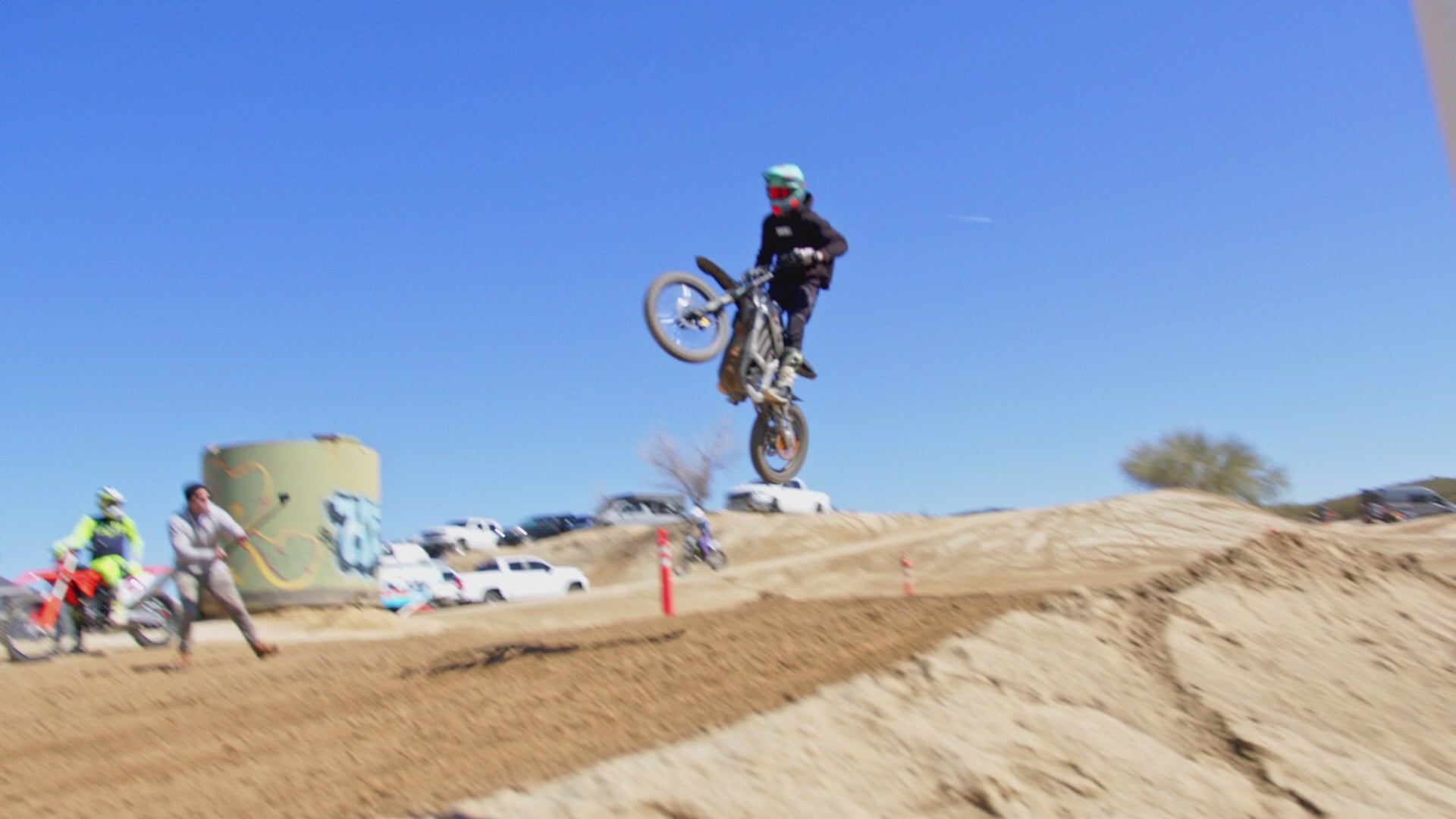 Load video: